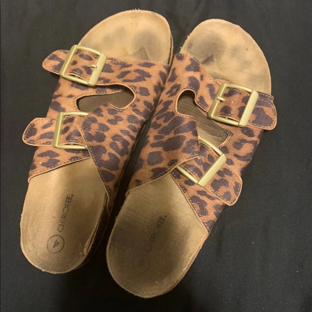 Women’s sandals